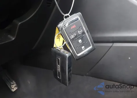 2021 Jeep Grand Cherokee L Limited 4X4 z USA, uszkodzony, nr VIN 1C4RJKBG5M8170324